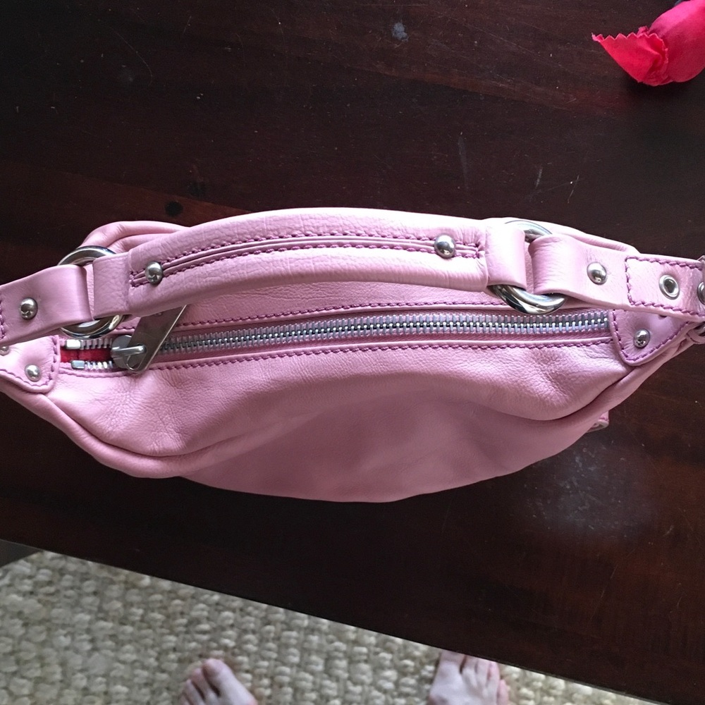 Marc Jacobs Pink Leather Shoulder Bag - Picture 2 of 6